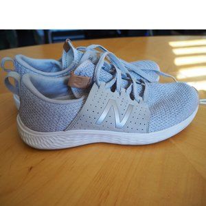 New Balance Fresh Foam Sport Lightweight Running Shoe in Light Gray Size 8.5